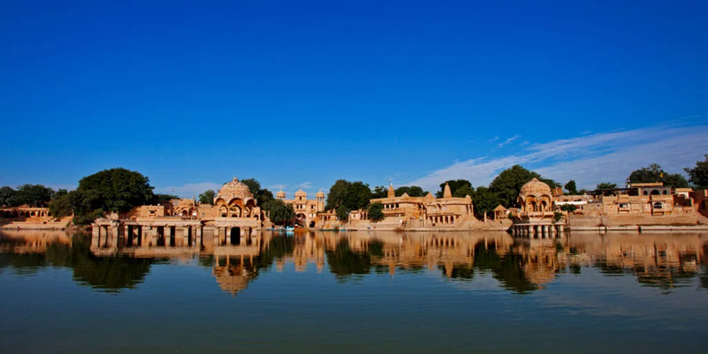 exploring jaisalmer’s surroundings: must-visit places in the city & beyond