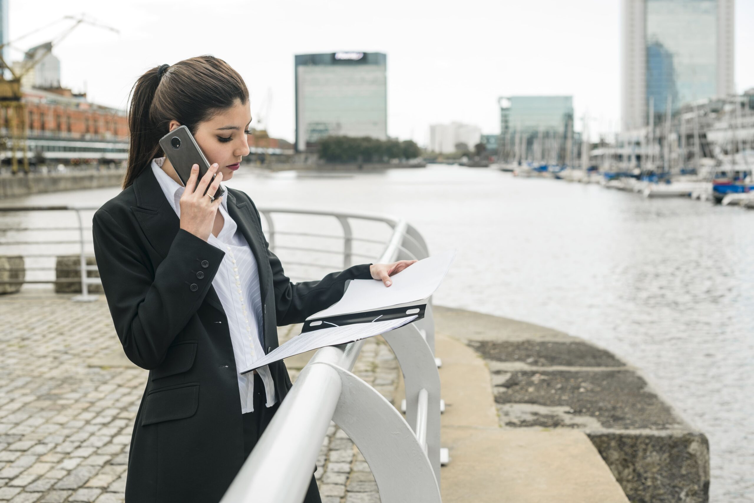 benefits of hiring a hotel management company