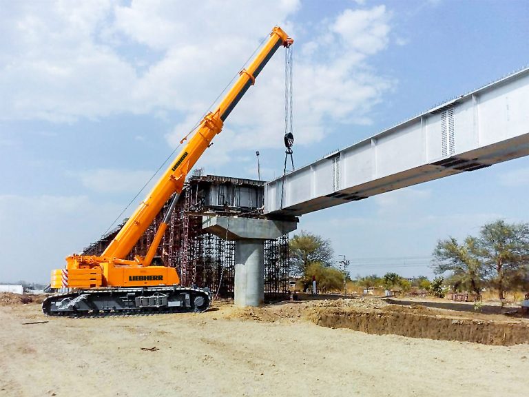 how mobile crane rentals improve project efficiency